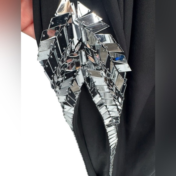 Mac Duggal One Shoulder Cut Out Deatil Mirror Sequin High Slit Gown Size 8 B390 - Picture 5 of 7